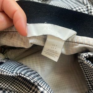 h&m size 4 black and white plaid crop trousers